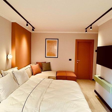 Lili'S Tirana Center Apartments Ngoại thất bức ảnh
