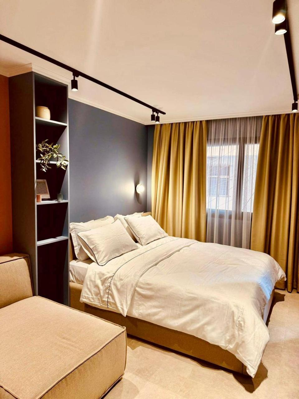 Lili'S Tirana Center Apartments Ngoại thất bức ảnh